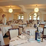 Otel Universal