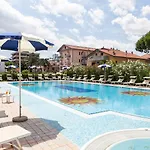 Otel Universal 4*