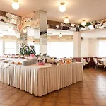 Otel Universal