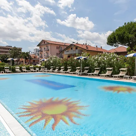 Universal 4* Τσέρβια