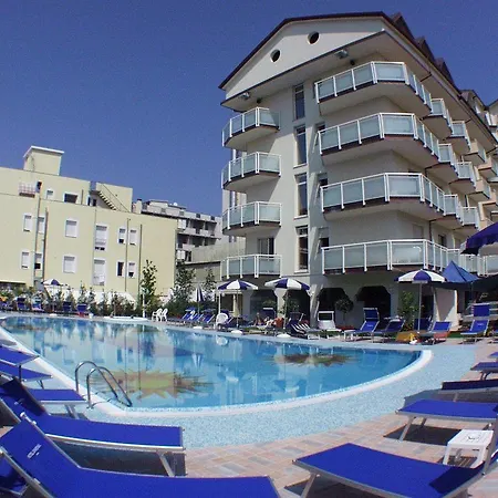 Ξενοδοχείο Universal Τσέρβια