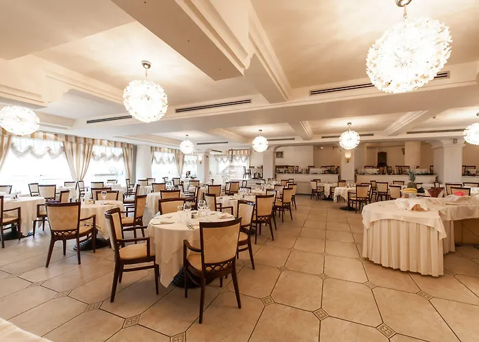 Universal Hotel Cervia