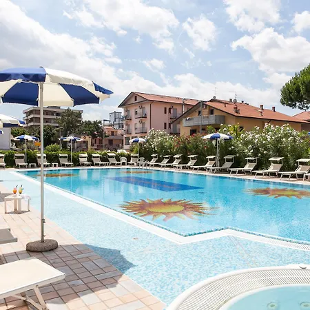 Otel Universal 4*