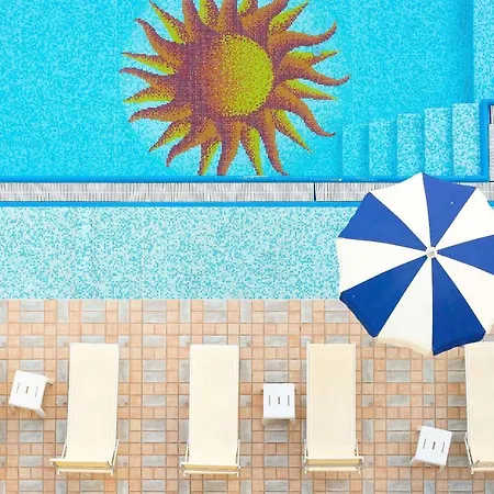 Universal Otel