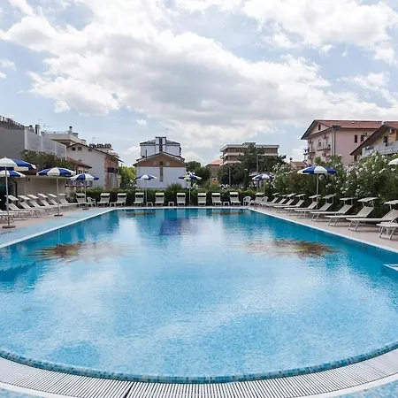 Hotel Universal 4*
