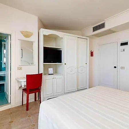 Universal Otel Cervia